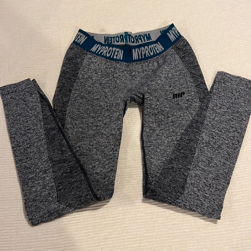 My Protein leggings size S